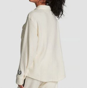 Victoria’s Women’s Secret Pink Reverse Fleece Shacket Victoria’s Women’s Secret Pink Reverse Fleece Shacket