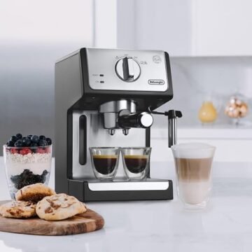 De’Longhi ECP3420 15 Bar Espresso and Cappuccino Machine with Advanced Cappuccino System, Black