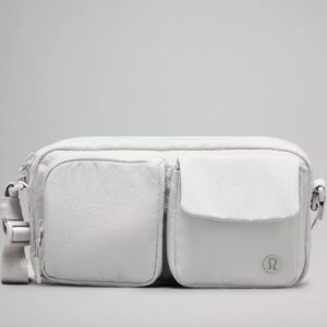 Lululemon Multi-Pocket Crossbody Bag 2.5L lululemon crossbody bag